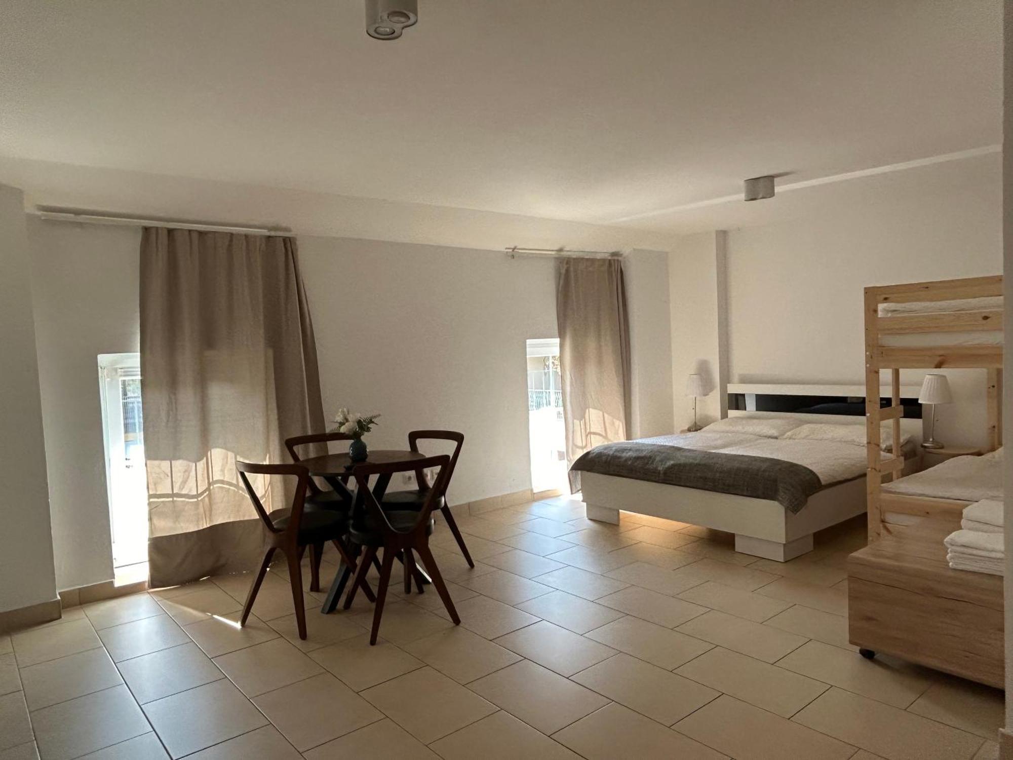 Economy Adler Apartment Golling an der Salzach Exterior photo